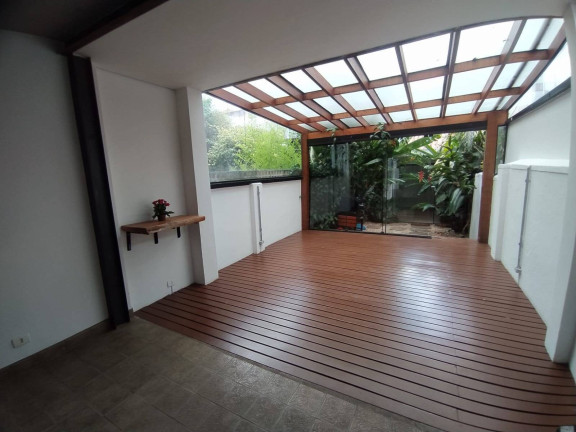 Imagem Casa com 2 Quartos à Venda, 112 m² em Jardim Europa - São Paulo