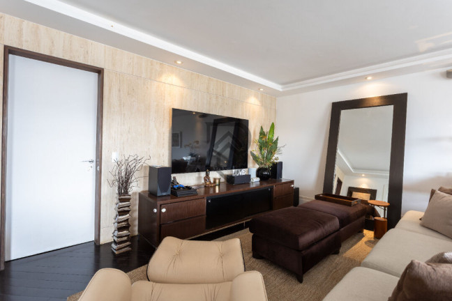 Imagem Apartamento com 3 Quartos à Venda, 212 m² em Vila Nova Conceição - São Paulo Imagem Apartamento com 3 Quartos à Venda, 212 m² em Vila Nova Conceição - São Paulo