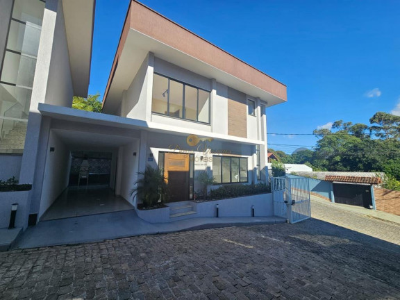 Imagem Casa com 4 Quartos à Venda, 148 m² em Várzea - Teresópolis Imagem Casa com 4 Quartos à Venda, 148 m² em Várzea - Teresópolis