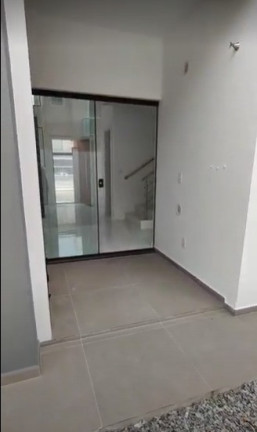 Imagem Sobrado com 2 Quartos à Venda, 74 m² em Cordeiros - Itajaí Imagem Sobrado com 2 Quartos à Venda, 74 m² em Cordeiros - Itajaí
