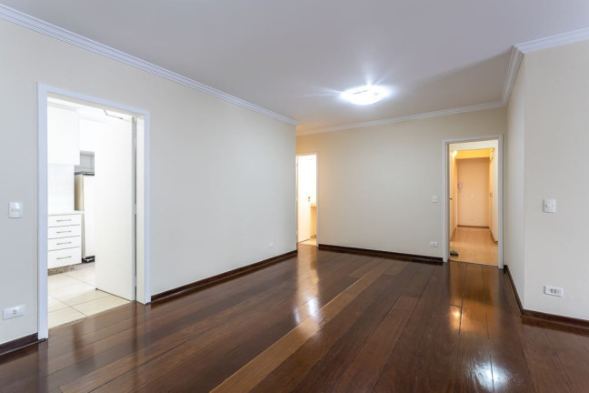 Imagem Imóvel com 4 Quartos à Venda, em Indianópolis - São Paulo Imagem Imóvel com 4 Quartos à Venda, em Indianópolis - São Paulo