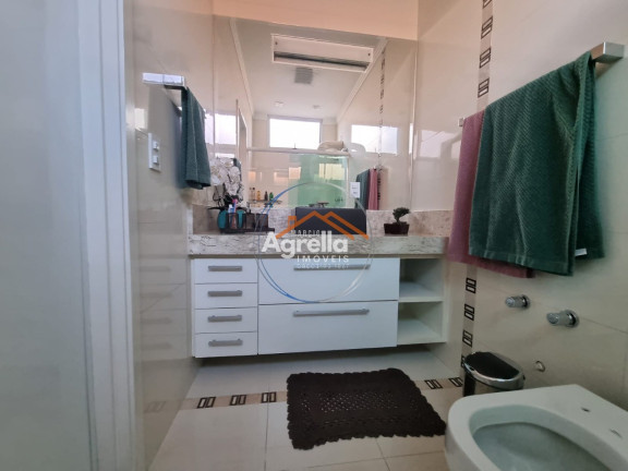 Imagem Imóvel com 3 Quartos à Venda, 143 m² em Portal Luiza - Mogi Mirim Imagem Imóvel com 3 Quartos à Venda, 143 m² em Portal Luiza - Mogi Mirim