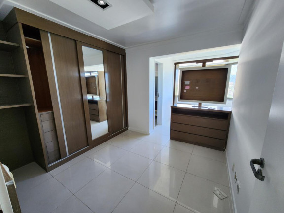 Imagem Apartamento com 4 Quartos à Venda, 158 m² em Jacarepagua - Rio De Janeiro