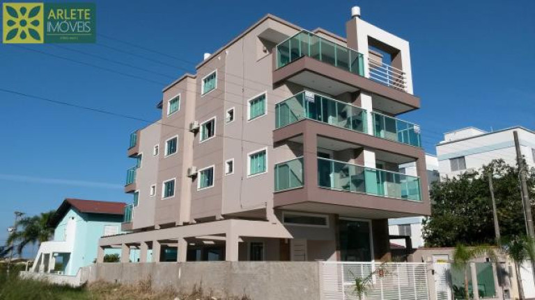 Imagem Apartamento com 2 Quartos para Alugar ou Temporada, 56 m² em Mariscal - Bombinhas Imagem Apartamento com 2 Quartos para Alugar ou Temporada, 56 m² em Mariscal - Bombinhas