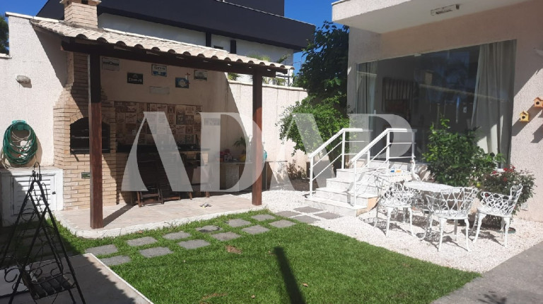 Imagem Casa com 4 Quartos à Venda, 212 m² em Vargem Grande - Rio De Janeiro
