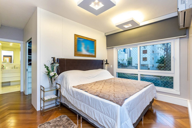 Imagem Apartamento com 3 Quartos à Venda, 223 m² em Bela Vista - Porto Alegre