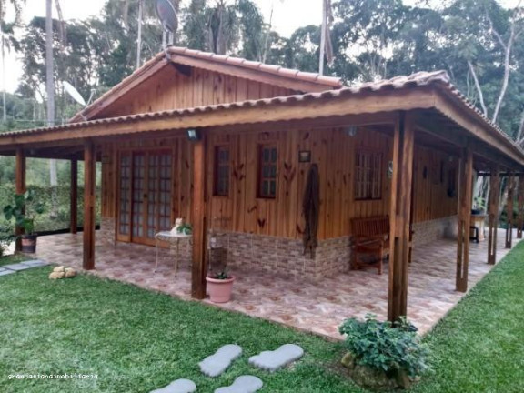 Imagem Chácara à Venda, em Parque Bahia - Cotia Imagem Chácara à Venda, em Parque Bahia - Cotia