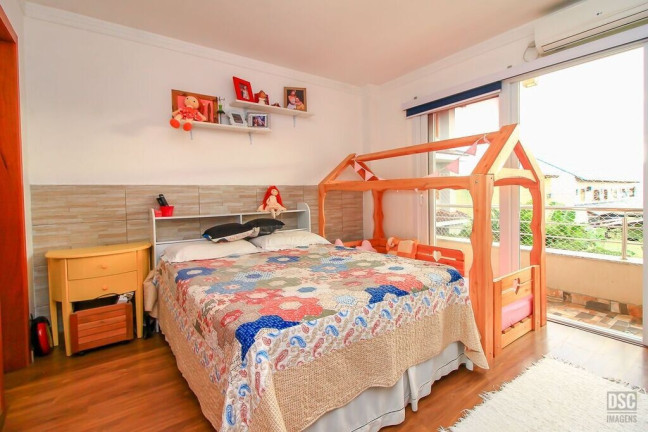 Imagem Casa com 3 Quartos à Venda, 120 m² em Guarujá - Porto Alegre Imagem Casa com 3 Quartos à Venda, 120 m² em Guarujá - Porto Alegre
