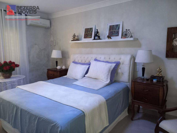 Imagem Casa com 3 Quartos à Venda, 262 m² em Nova Parnamirim - Parnamirim