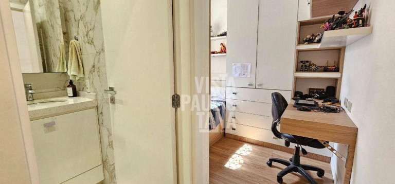 Imagem Casa com 4 Quartos à Venda, 360 m² em Vila Hamburguesa - São Paulo Imagem Casa com 4 Quartos à Venda, 360 m² em Vila Hamburguesa - São Paulo