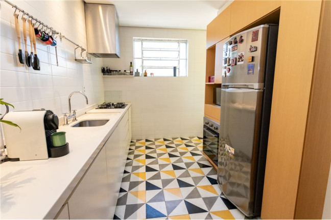 Imagem Imóvel com 2 Quartos à Venda, 69 m² em Humaitá - Porto Alegre Imagem Imóvel com 2 Quartos à Venda, 69 m² em Humaitá - Porto Alegre