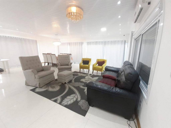 Imagem Casa com 4 Quartos à Venda, 120 m² em Xangri-lá Imagem Casa com 4 Quartos à Venda, 120 m² em Xangri-lá