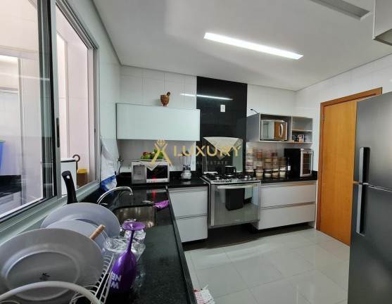 Imagem Imóvel com 3 Quartos à Venda, 126 m² em Vila Da Serra - Nova Lima Imagem Imóvel com 3 Quartos à Venda, 126 m² em Vila Da Serra - Nova Lima