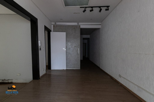 Imagem Casa com 1 Quarto à Venda, em Vila Nova Conceição - São Paulo Imagem Casa com 1 Quarto à Venda, em Vila Nova Conceição - São Paulo