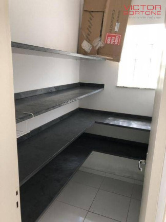 Imagem Casa com 3 Quartos à Venda, 280 m² em Vila Oliveira - Mogi Das Cruzes Imagem Casa com 3 Quartos à Venda, 280 m² em Vila Oliveira - Mogi Das Cruzes