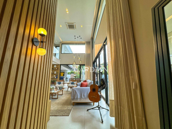 Imagem Sobrado com 3 Quartos à Venda, 427 m² em Jardim Residencial Helvétia Park I - Indaiatuba Imagem Sobrado com 3 Quartos à Venda, 427 m² em Jardim Residencial Helvétia Park I - Indaiatuba