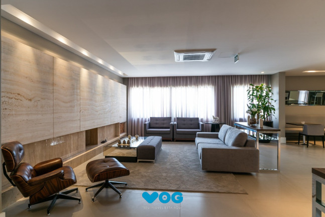 Imagem Imóvel com 3 Quartos à Venda, 121 m² em Petrópolis - Porto Alegre
