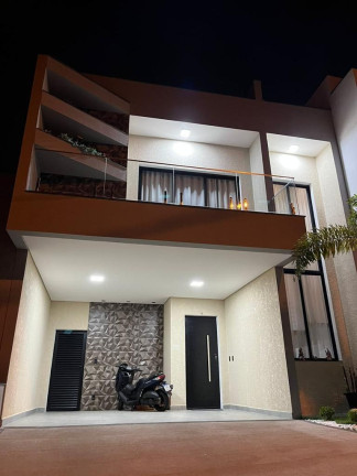 Imagem Casa com 3 Quartos à Venda, 164 m² em Horto Florestal - Sorocaba Imagem Casa com 3 Quartos à Venda, 164 m² em Horto Florestal - Sorocaba