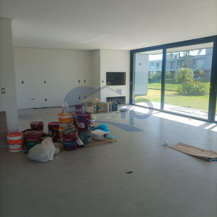 Imagem Casa com 4 Quartos à Venda, 330 m² em Engenho Velho - Torres Imagem Casa com 4 Quartos à Venda, 330 m² em Engenho Velho - Torres