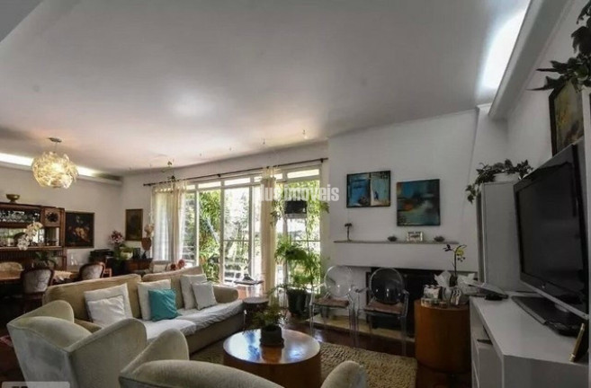 Casa com 5 Quartos à Venda, 370 m² em Brooklin Paulista - São Paulo