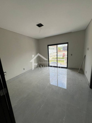 Imagem Casa com 3 Quartos à Venda, 126 m² em Saguaçu - Joinville Imagem Casa com 3 Quartos à Venda, 126 m² em Saguaçu - Joinville