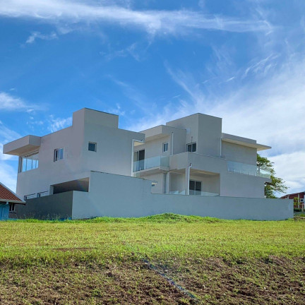 Imagem Casa com 4 Quartos à Venda, 450 m² em Pardinho Imagem Casa com 4 Quartos à Venda, 450 m² em Pardinho