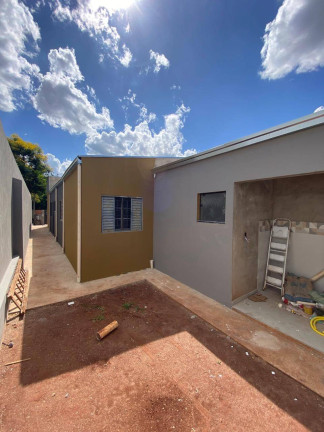 Imagem Casa com 2 Quartos à Venda, 125 m² em Jardim Ypê - Botucatu