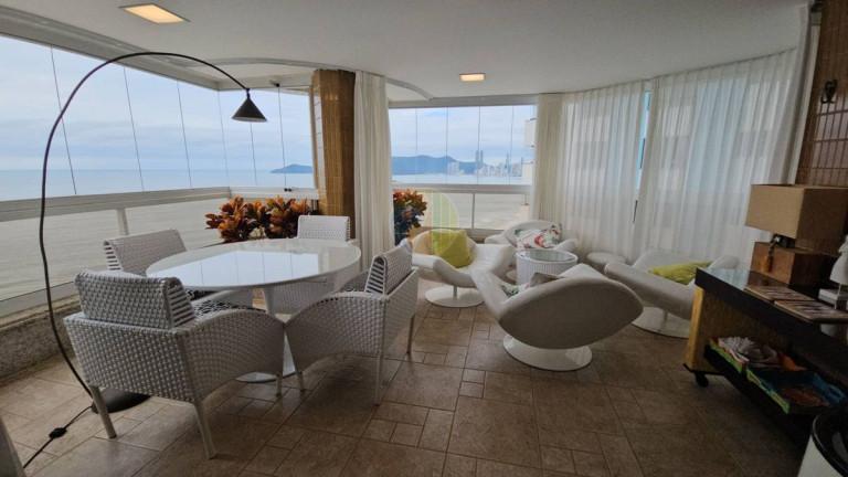 Imagem Apartamento com 4 Quartos à Venda, 373 m² em Centro - Balneário Camboriú Imagem Apartamento com 4 Quartos à Venda, 373 m² em Centro - Balneário Camboriú