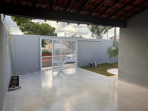 Imagem Casa com 3 Quartos à Venda, 80 m² em Cidade Jardim - Araraquara Imagem Casa com 3 Quartos à Venda, 80 m² em Cidade Jardim - Araraquara