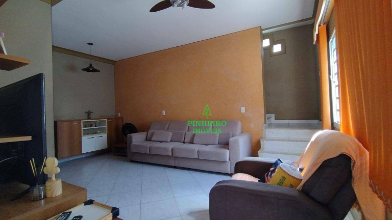 Imagem Casa com 3 Quartos à Venda, 339 m² em Sete Pontes - São Gonçalo Imagem Casa com 3 Quartos à Venda, 339 m² em Sete Pontes - São Gonçalo