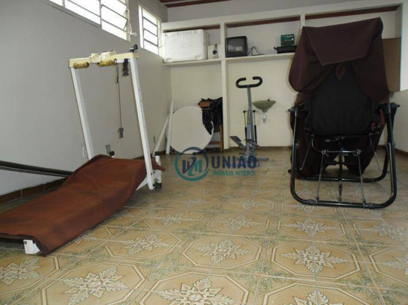 Imagem Casa com 3 Quartos à Venda, 220 m² em Santa Rosa - Niterói