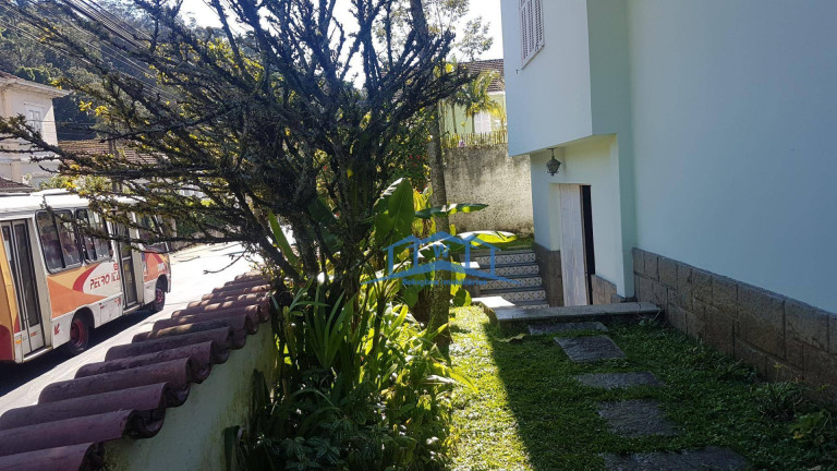 Imagem Casa com 4 Quartos à Venda, 292 m² em Centro - Petrópolis Imagem Casa com 4 Quartos à Venda, 292 m² em Centro - Petrópolis