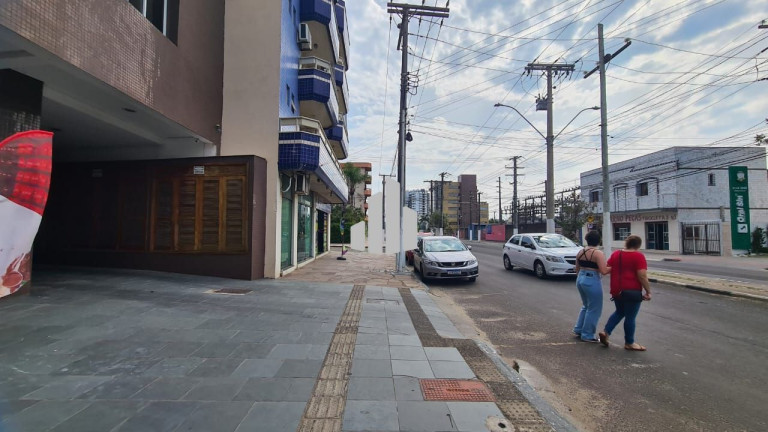 Imagem Apartamento com 3 Quartos à Venda, 92 m² em Centro - Torres