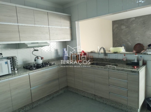 Imagem Sobrado com 3 Quartos à Venda, 266 m² em Jardim América - Várzea Paulista Imagem Sobrado com 3 Quartos à Venda, 266 m² em Jardim América - Várzea Paulista