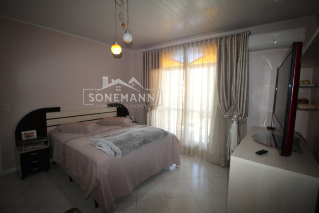 Imagem Casa com 3 Quartos à Venda, 211 m² em Ipiranga - São José