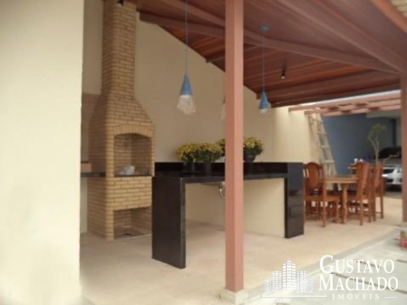 Imagem Casa com 3 Quartos à Venda, 270 m² em Village Santa Helena - Volta Redonda Imagem Casa com 3 Quartos à Venda, 270 m² em Village Santa Helena - Volta Redonda