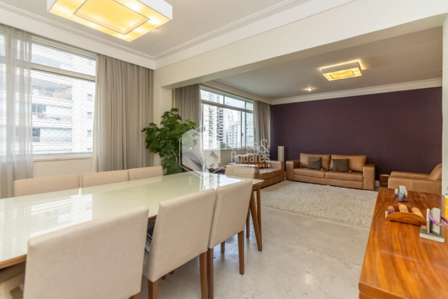 Apartamento com 3 Quartos à Venda, 212 m² em Santa Cecília - São Paulo
