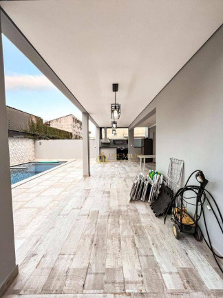 Imagem Sobrado com 4 Quartos à Venda, 340 m² em Massaguaçu - Caraguatatuba