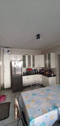 Imagem Casa com 3 Quartos à Venda, 220 m² em Limeira Imagem Casa com 3 Quartos à Venda, 220 m² em Limeira