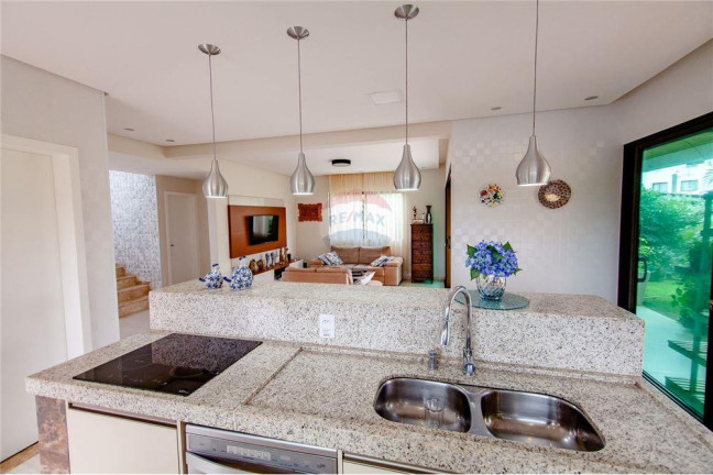 Imagem Casa com 3 Quartos à Venda, 234 m² em Itacimirim - Camaçari Imagem Casa com 3 Quartos à Venda, 234 m² em Itacimirim - Camaçari