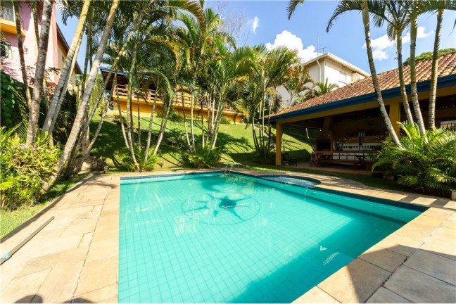 Casa com 3 Quartos à Venda, 1.110 m² em Granja Viana Ii - Cotia