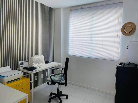 Imagem Casa com 4 Quartos à Venda, 536 m² em Abrantes - Camaçari