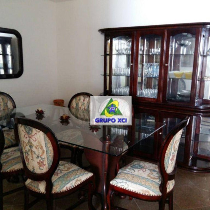 Cobertura com 4 Quartos à Venda, 220 m² em Vila Guilhermina - Praia Grande