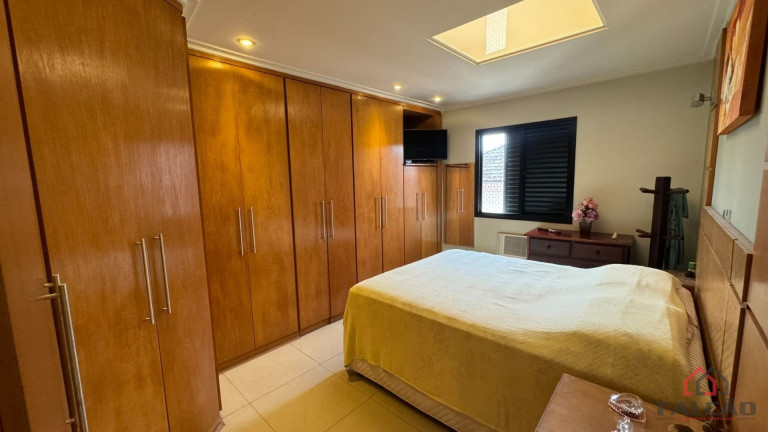 Imagem Apartamento com 3 Quartos à Venda, 216 m² em Embaré - Santos Imagem Apartamento com 3 Quartos à Venda, 216 m² em Embaré - Santos