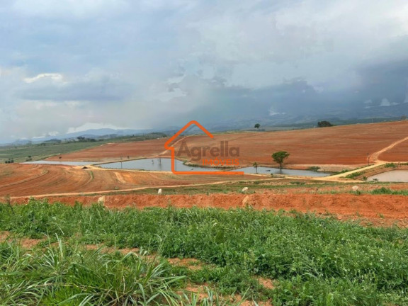 Imagem Imóvel com 2 Quartos à Venda, 200 m² em área Rural De Itapira - Itapira Imagem Imóvel com 2 Quartos à Venda, 200 m² em área Rural De Itapira - Itapira