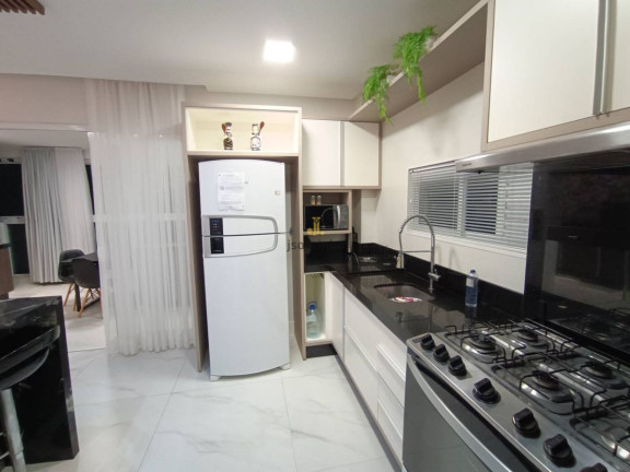 Imagem Apartamento com 3 Quartos para Temporada, 161 m² em Meia Praia - Itapema Imagem Apartamento com 3 Quartos para Temporada, 161 m² em Meia Praia - Itapema