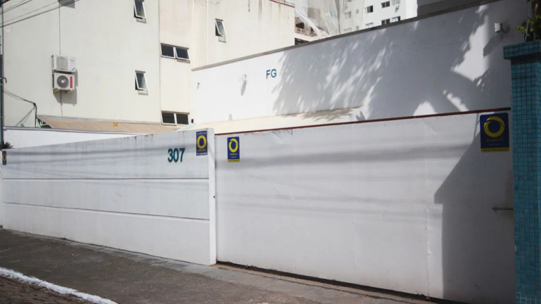 Imagem Terreno à Venda, 276 m² em Centro - Balneário Camboriú Imagem Terreno à Venda, 276 m² em Centro - Balneário Camboriú