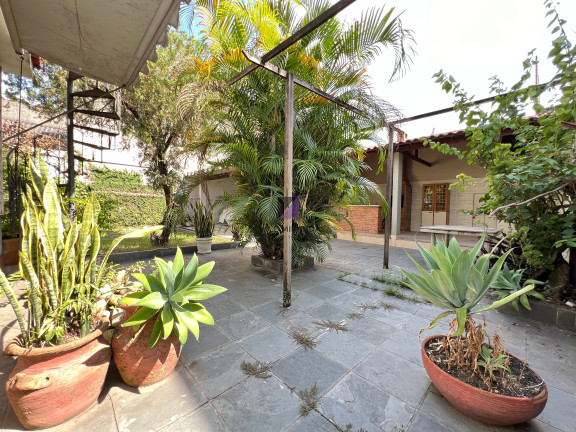 Imagem Casa com 3 Quartos à Venda, 360 m² em Higienópolis - Rio De Janeiro Imagem Casa com 3 Quartos à Venda, 360 m² em Higienópolis - Rio De Janeiro