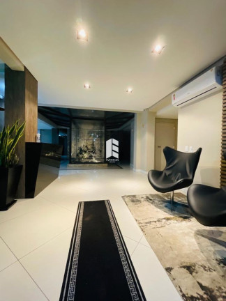 Imagem Apartamento com 3 Quartos à Venda, 200 m² em Nossa Senhora De Lourdes - Santa Maria Imagem Apartamento com 3 Quartos à Venda, 200 m² em Nossa Senhora De Lourdes - Santa Maria