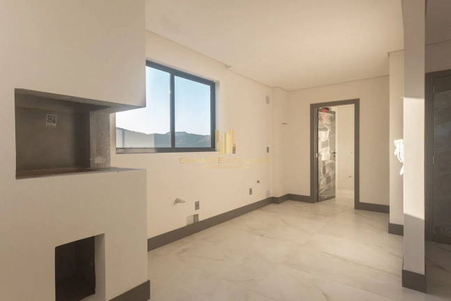 Imagem Apartamento com 3 Quartos à Venda, 130 m² em Centro - Balneário Camboriú